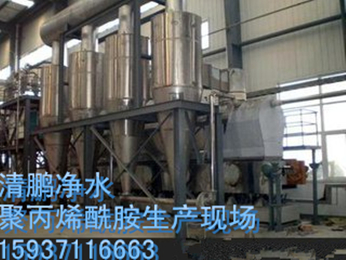 ��x�Ӿ۱�ϩ�᰷���a(ch��n)�F(xi��n)��(ch��ng)